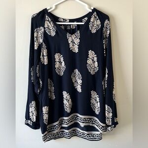 Haggar Women's Block Printed Blouse | Navy & Cream | Size L - boho inspired